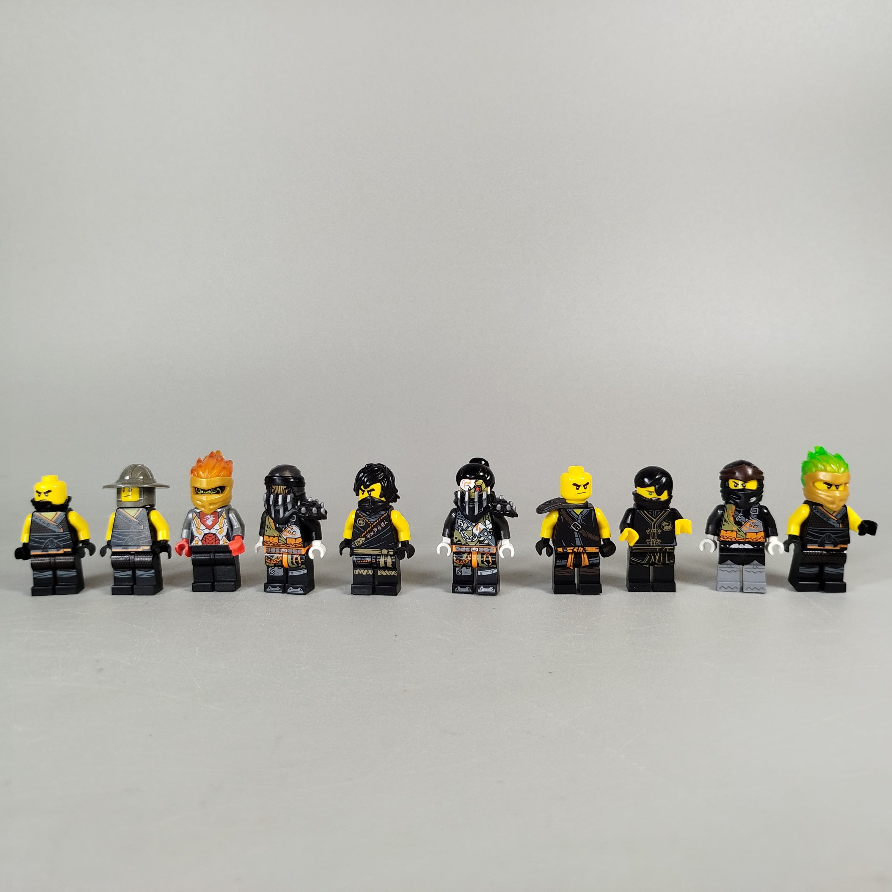 LEGO Ninjago Minifiguren Set von 10 – wie neu